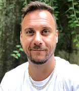 <ul><li><strong>Martin</strong>: Avid outdoorsman, camping enthusiast</li><li>Extensive experience in outdoor performance apparel market</li><li>Expert in outdoor performance apparel</li><li>Develops product knowledge programs and product testing for RFE</li></ul>